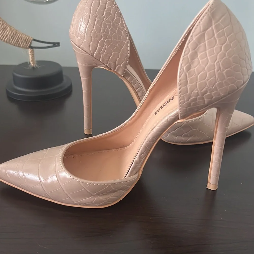 Fashion Nova Nude Pointed Toe Cut-Out Stilettos - Picture 5 of 5